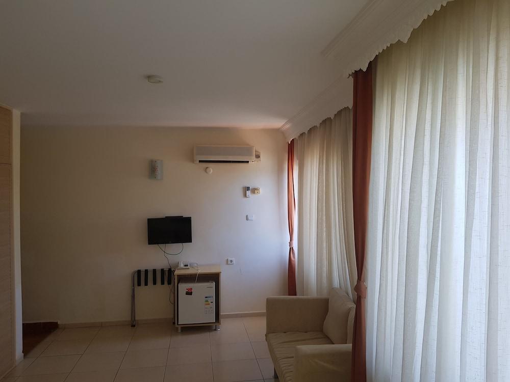 Malhun Hotel Fethiye Esterno foto