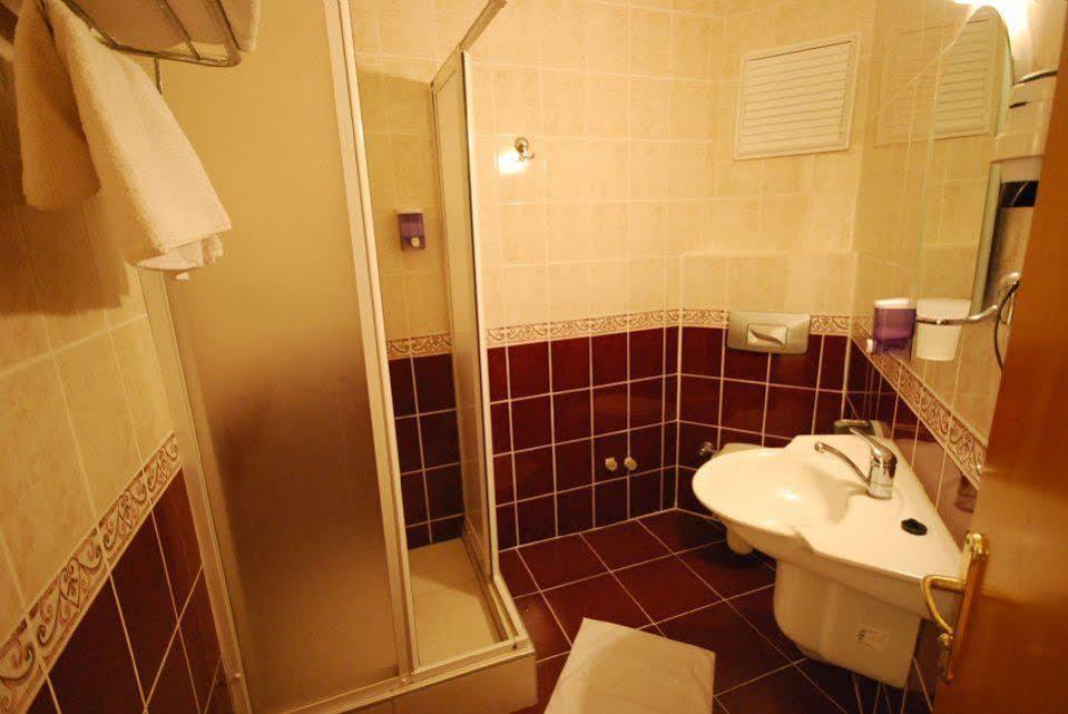 Malhun Hotel Fethiye Esterno foto